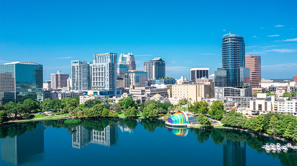 Hero2DaysInOrlando-DowntownOrlando-CreditiStock-MichaelWarren